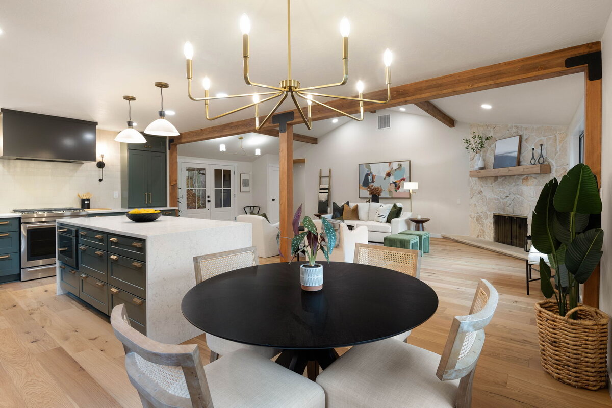 26-web-or-mls-3800 Vine Maple-25