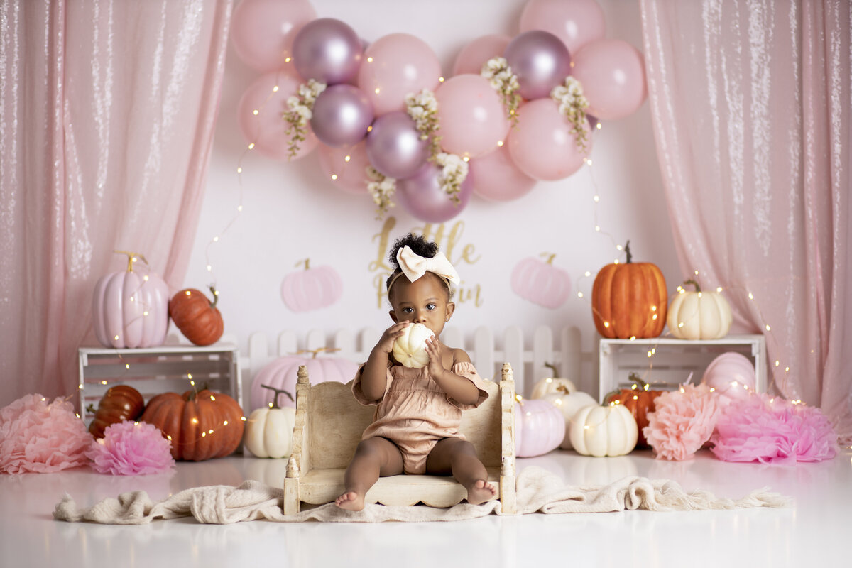 cake smash photography in Fayetteville Georgia