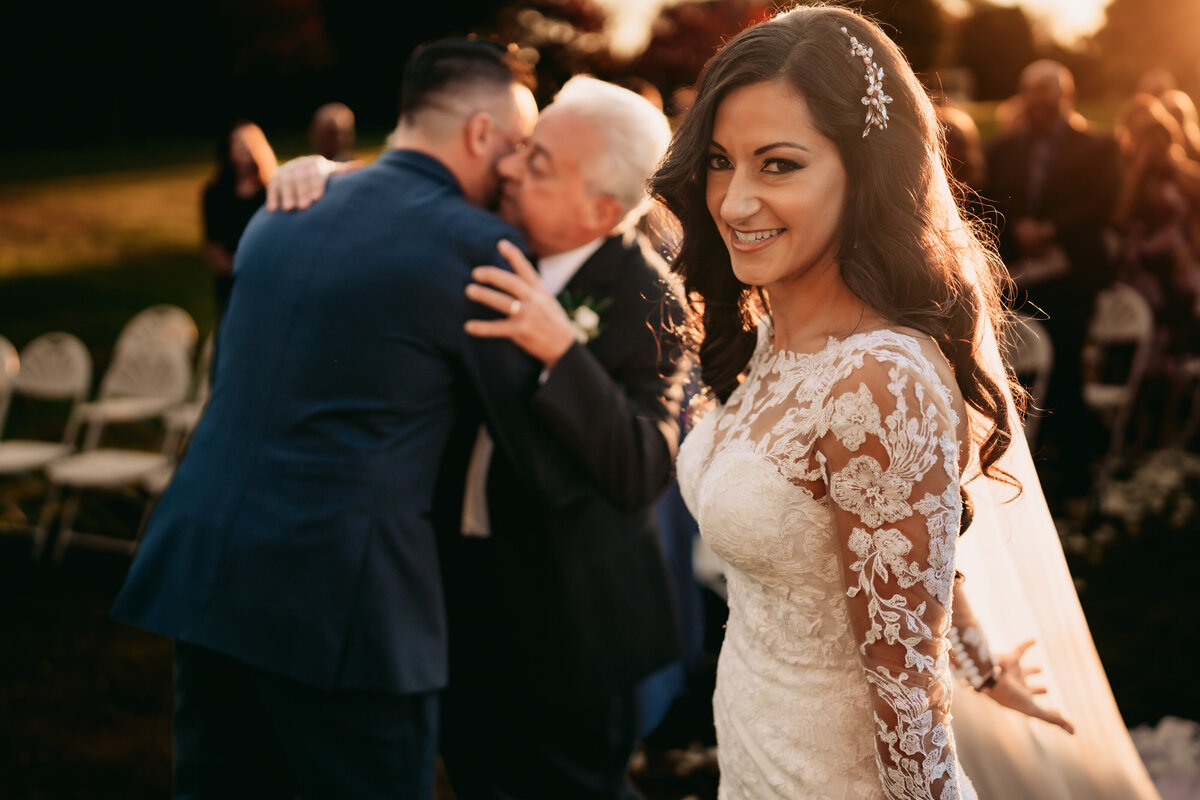 NJ-WEDDING-PHOTOGRAPHER-WINDOWS-ON-THE-WATER-FROGBRIDGE_JMMZ_201110