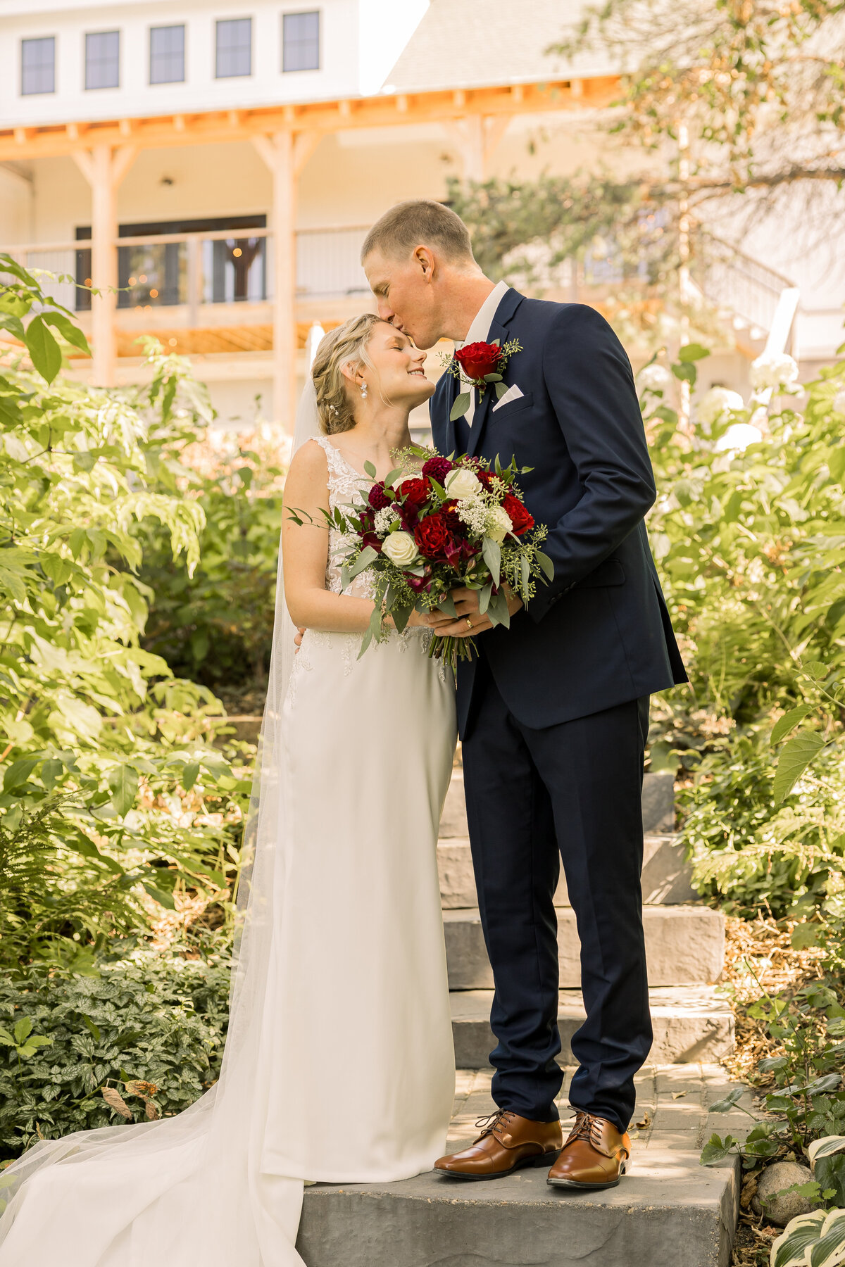 Bride and groom wedding photo at Gathered Oaks in Alexandria Minnesota
