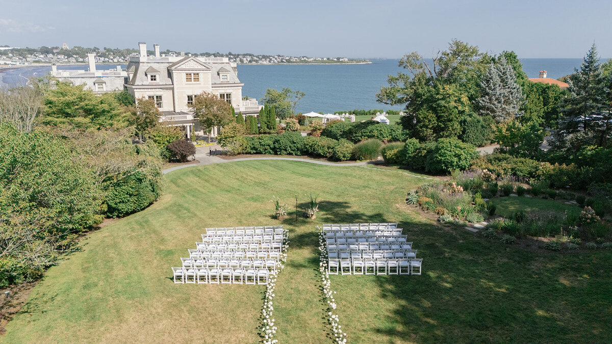Wedding_Chanler Cliff Walk_Newport Mansions_RI__139DJI_20240824151418_0223_D©HilaryBlock