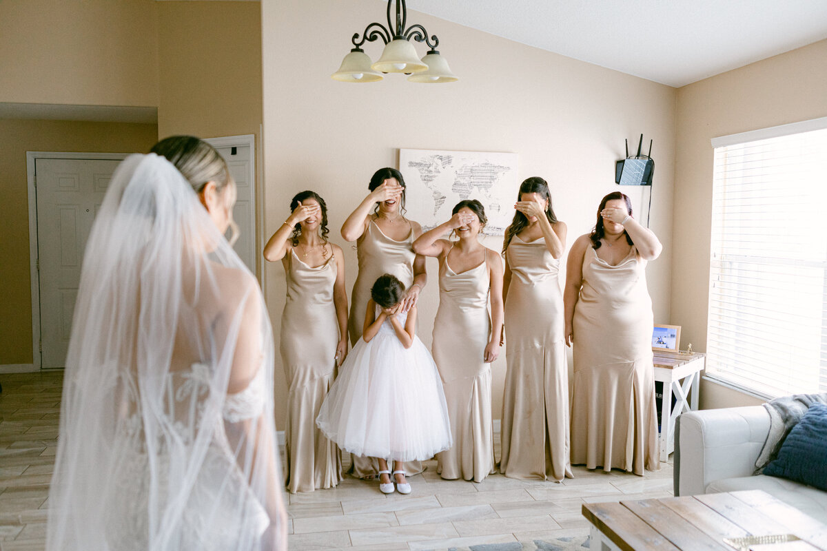 Natalia + Javier - Bride Getting Ready-108