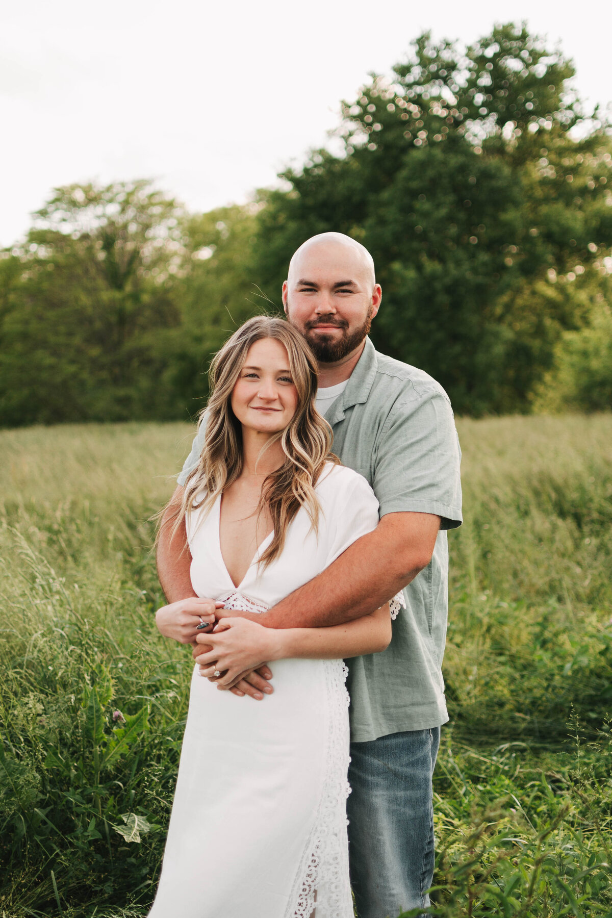 Taylor Elizabeth Photography Weddings and Lifetyle Photographer in Indiana Engagement Photo 2