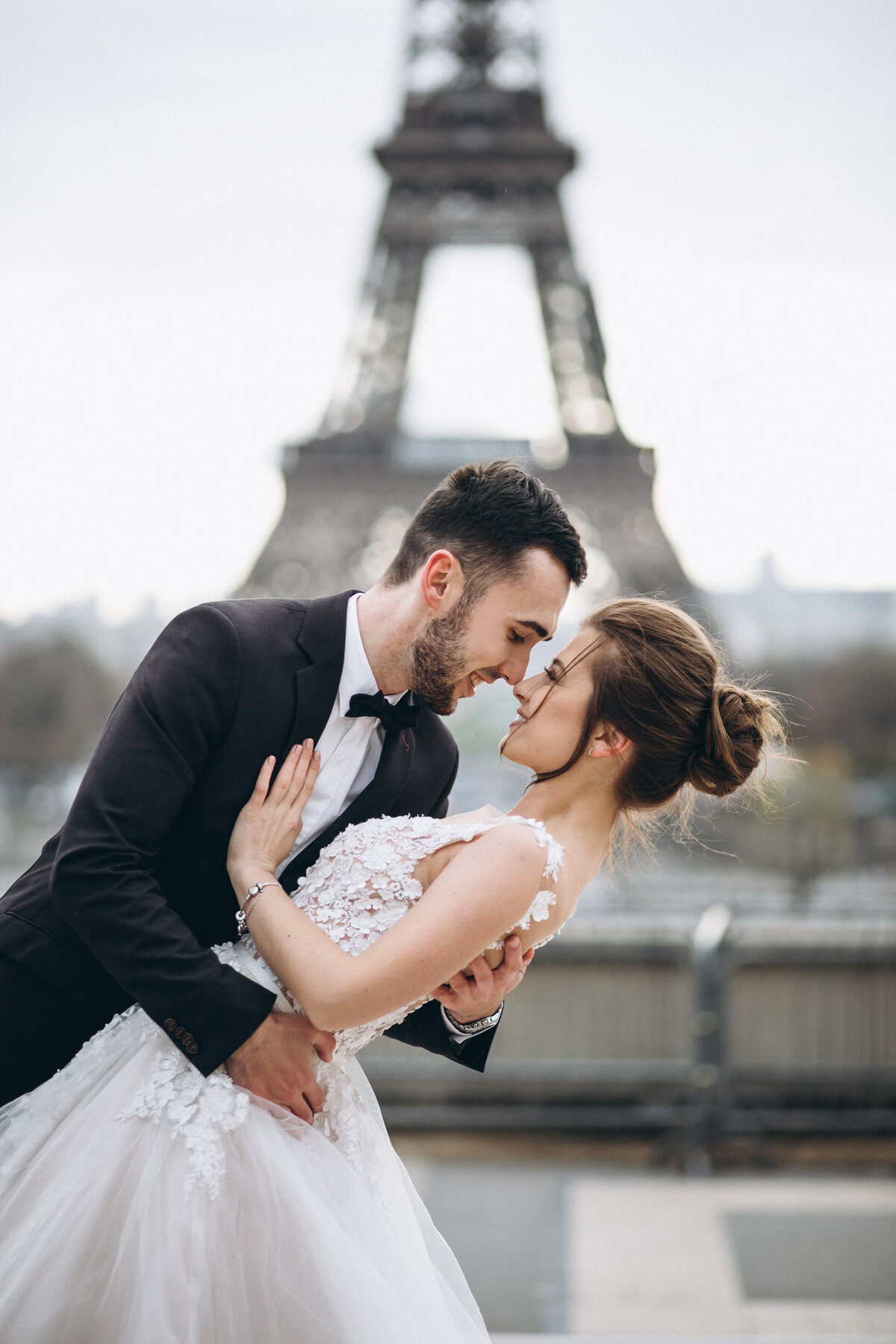 wedding-couple-france (2)