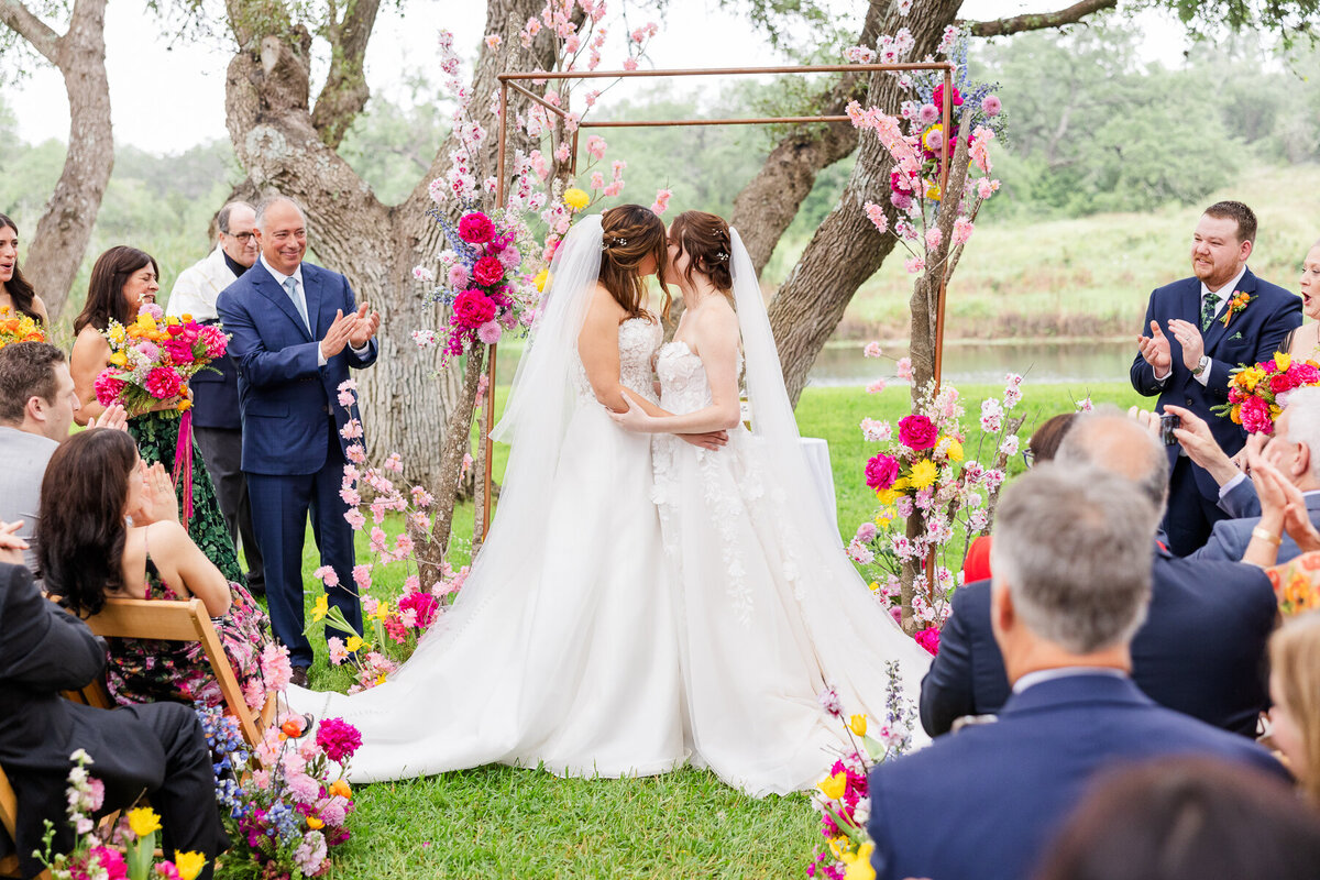 Austin-wedding-photographer-addison-grove-0060