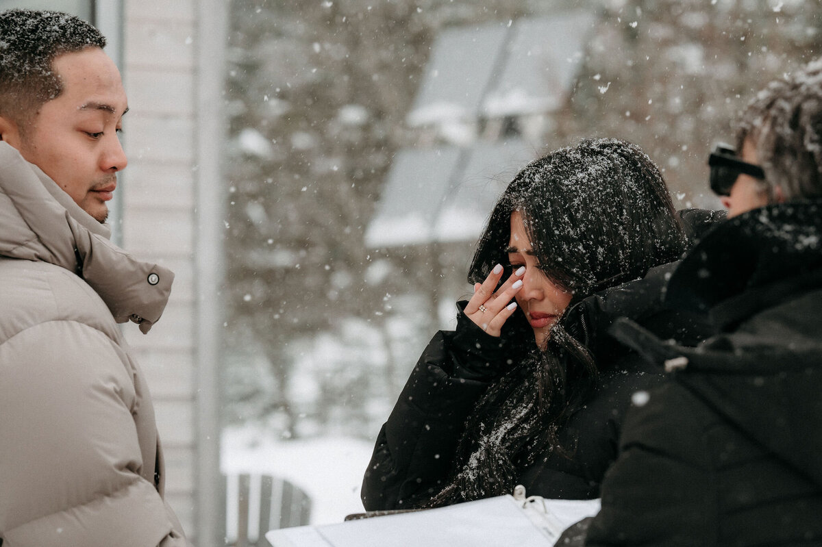 S-R_Winter-Elopement-Quebec-46