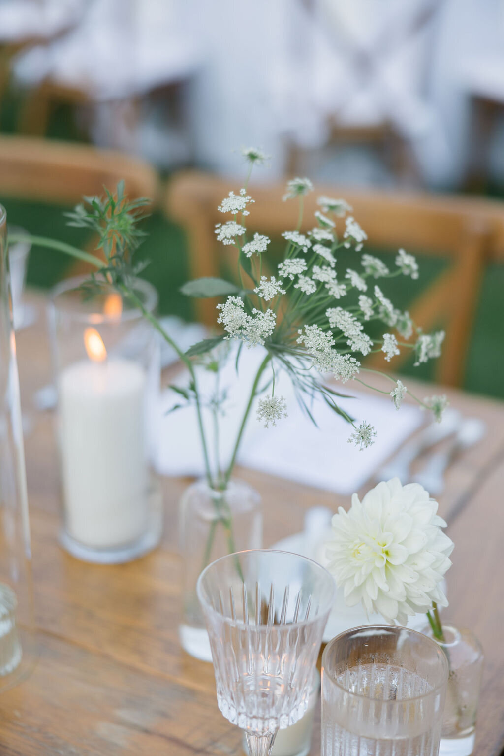 smith-farm-gardens-ct-wedding-dinner-tables-jen-strunk-events