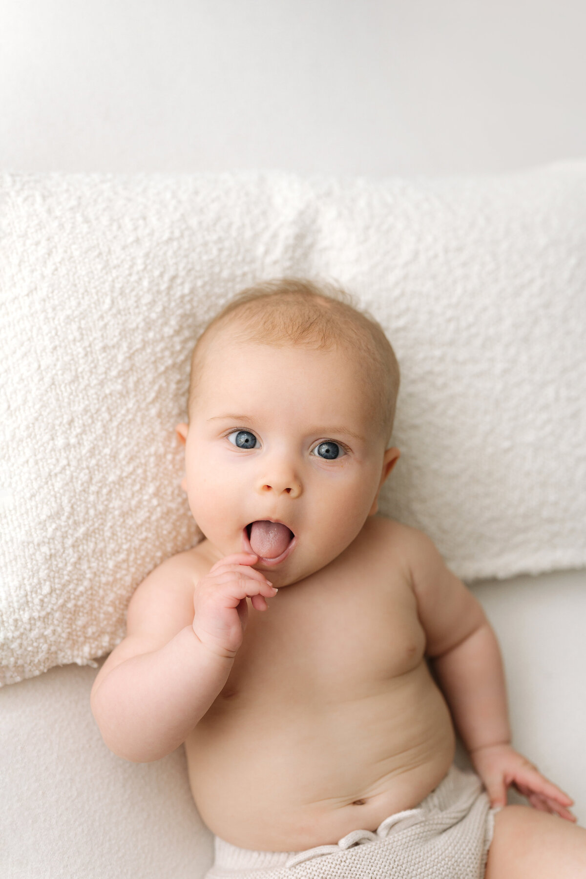 Isabelle Amanda Burrows 4 months 69