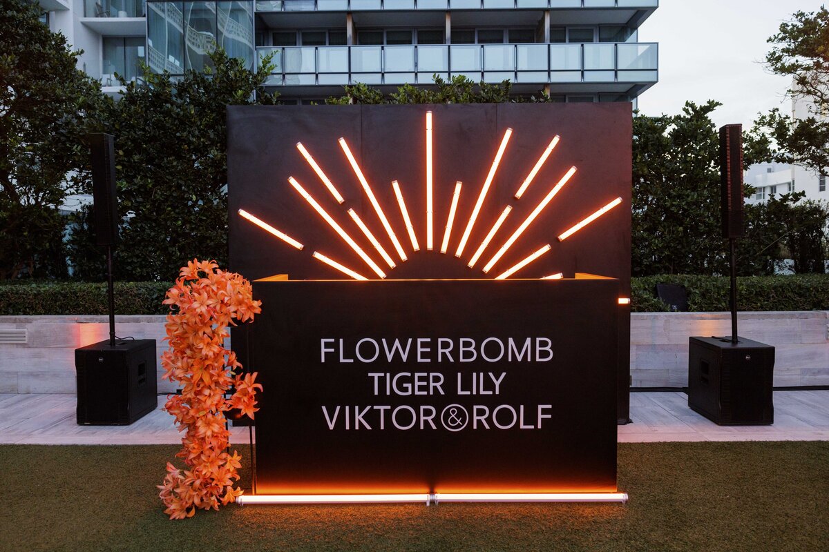 SM_VIKTOR&ROLF_MIAMILAUNCH_006