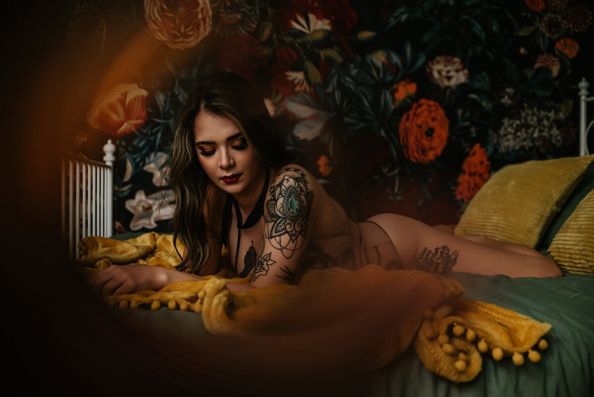 Riley Laurel Boudoir is a luxury boudoir experience located in Kamloops, British Columbia. Take a look at our portfolio to see our most recent work with our client, Melissa.