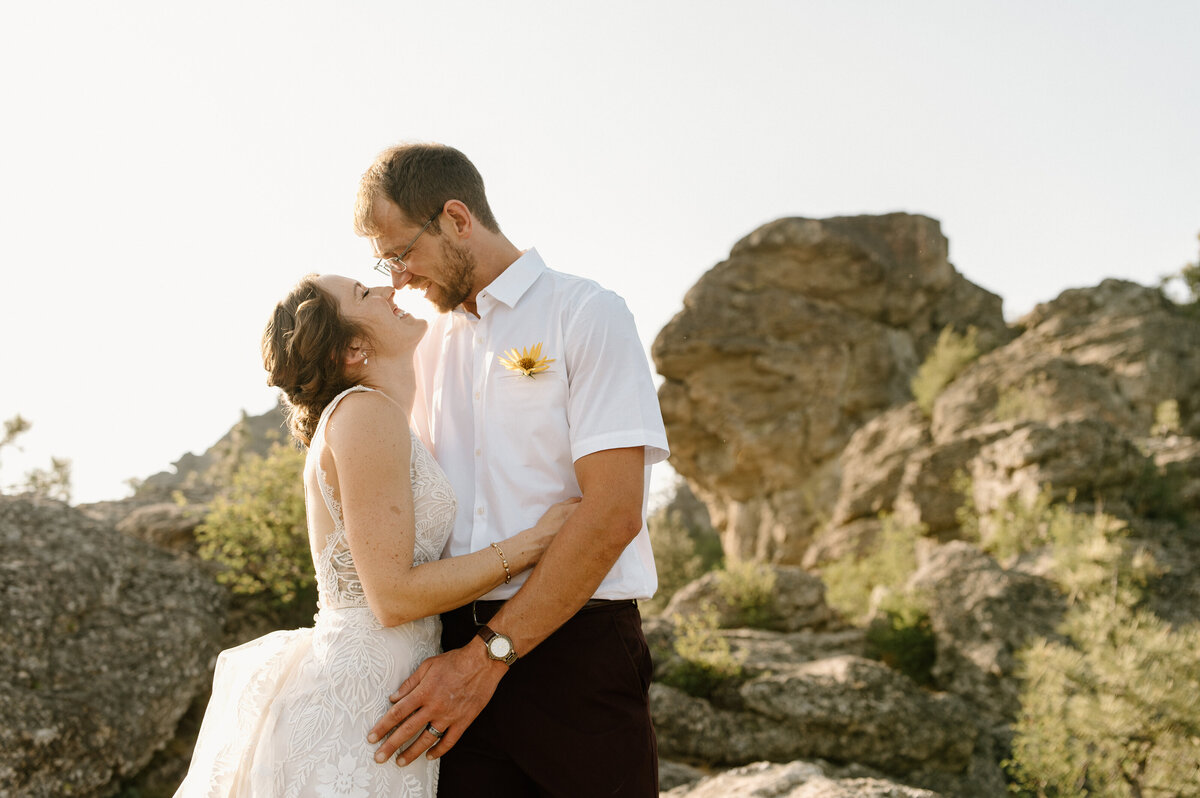 rocks_of_sharon_spokane_washington_hiking_elopement_10