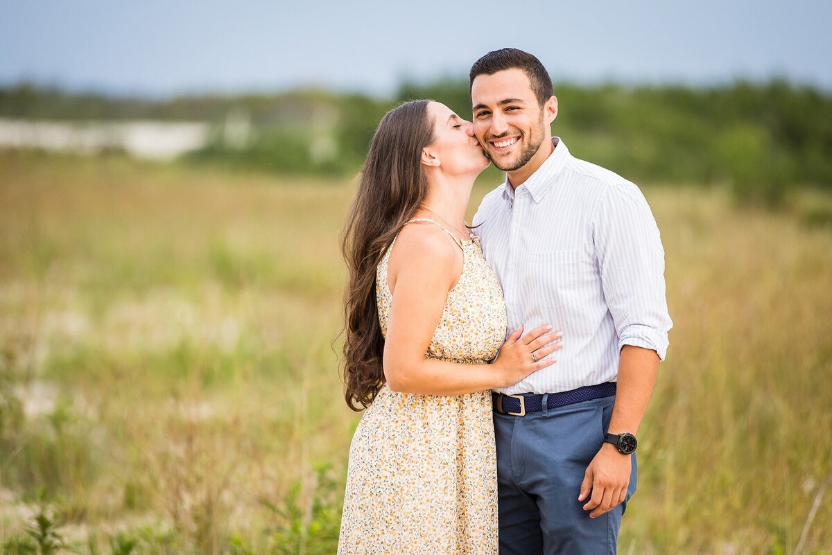 woman-kissing-man-after-proposal