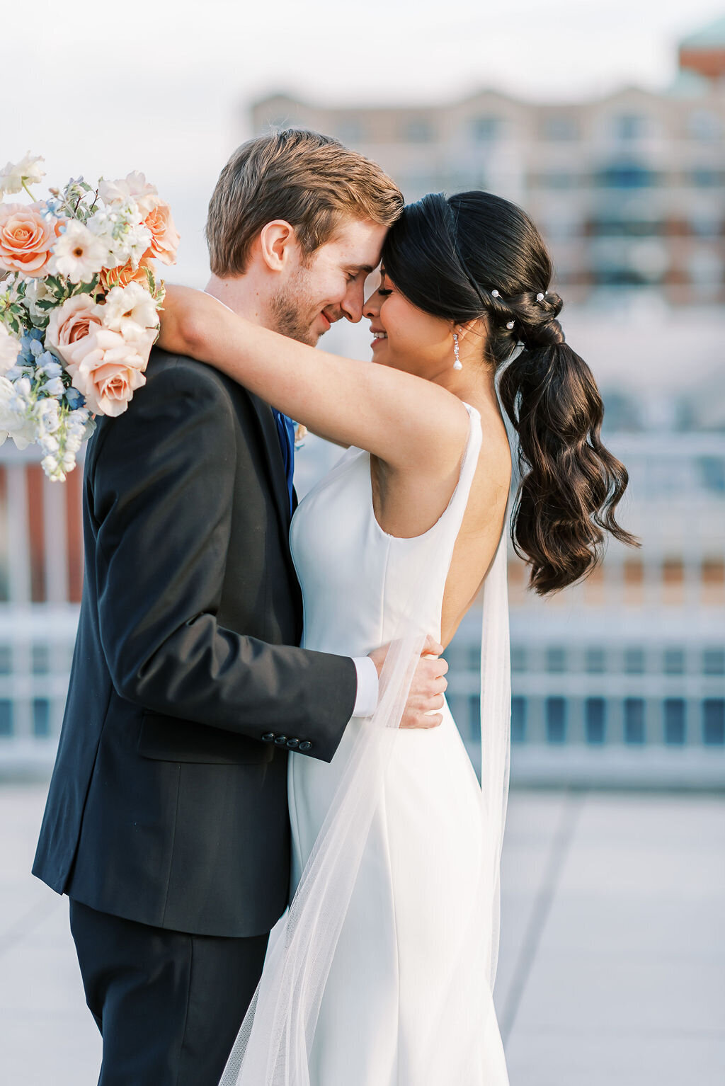 whimiscal modern organic romantic peach and blush bridal wedding bouquet