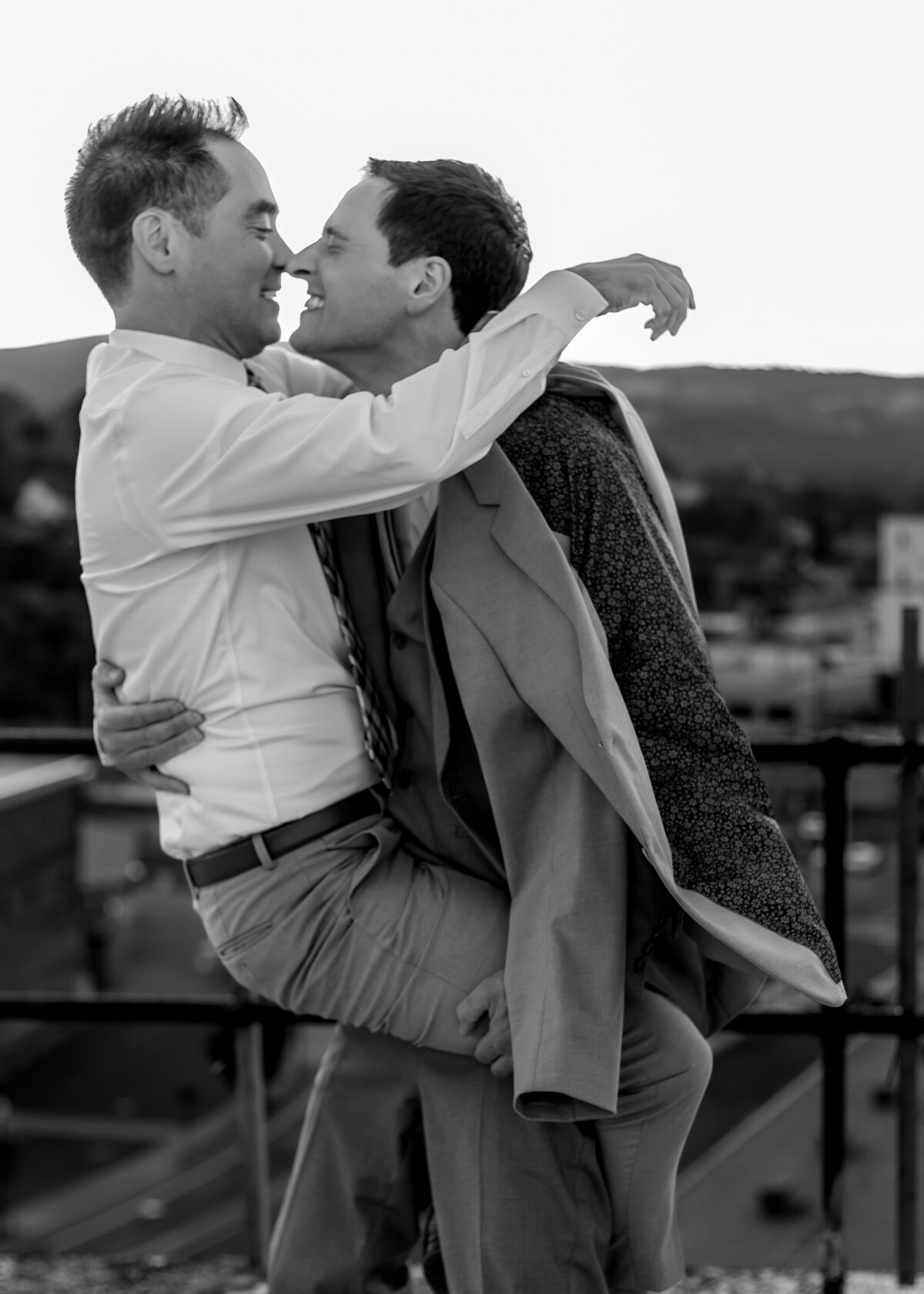 Columbia-Gorge-Wedding-Photographer.jpg