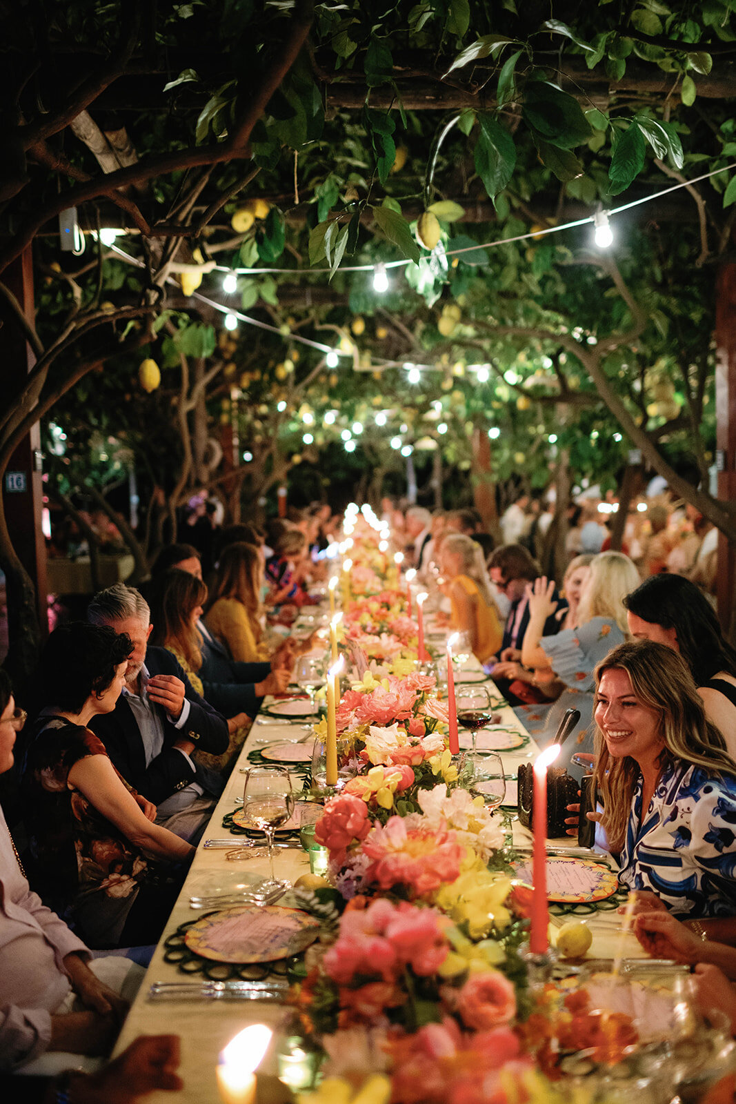 016-REVISED-005EW-ARTISTS-FAVORITES-FINAL220618-38