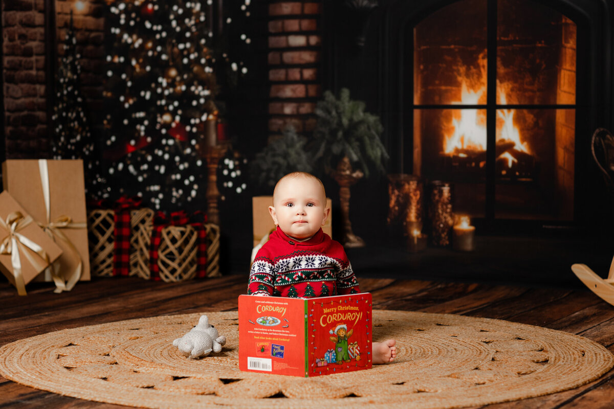 Best NWA holiday photographer, holiday portraits near me, Northwest Arkansas holiday photography, NW Arkansas holiday photos, NWA santa photos
