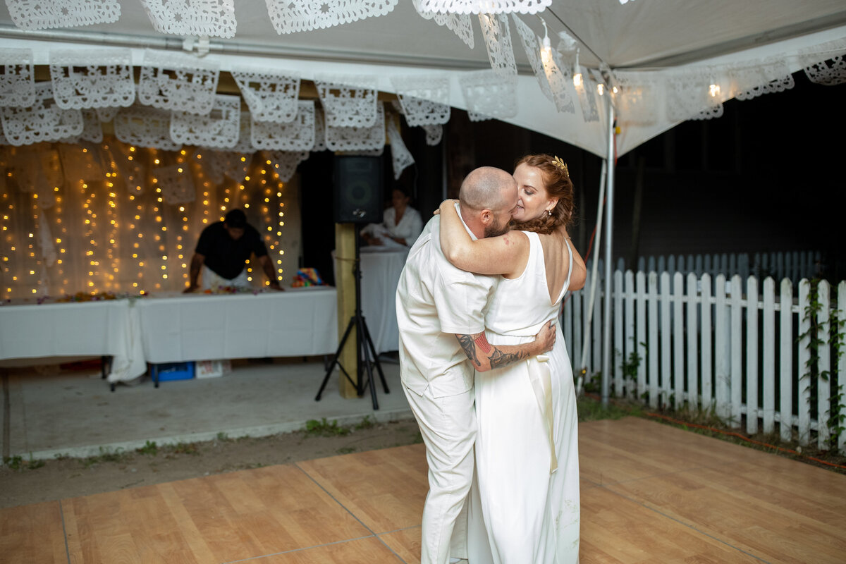 Leslie and Brendan by Elise Margolin Photography_497