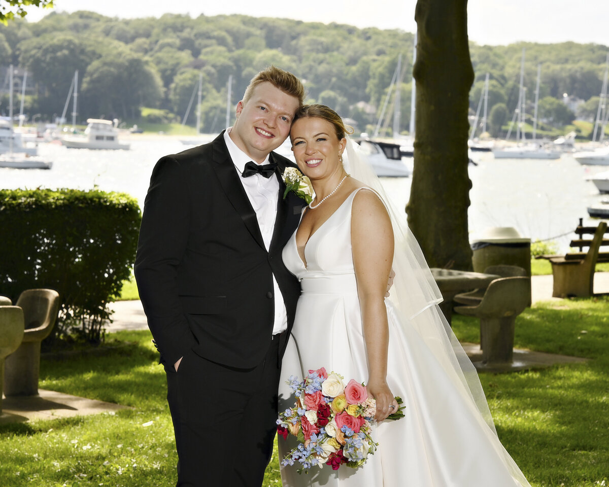 bride-and-groom-wedding-portrait
