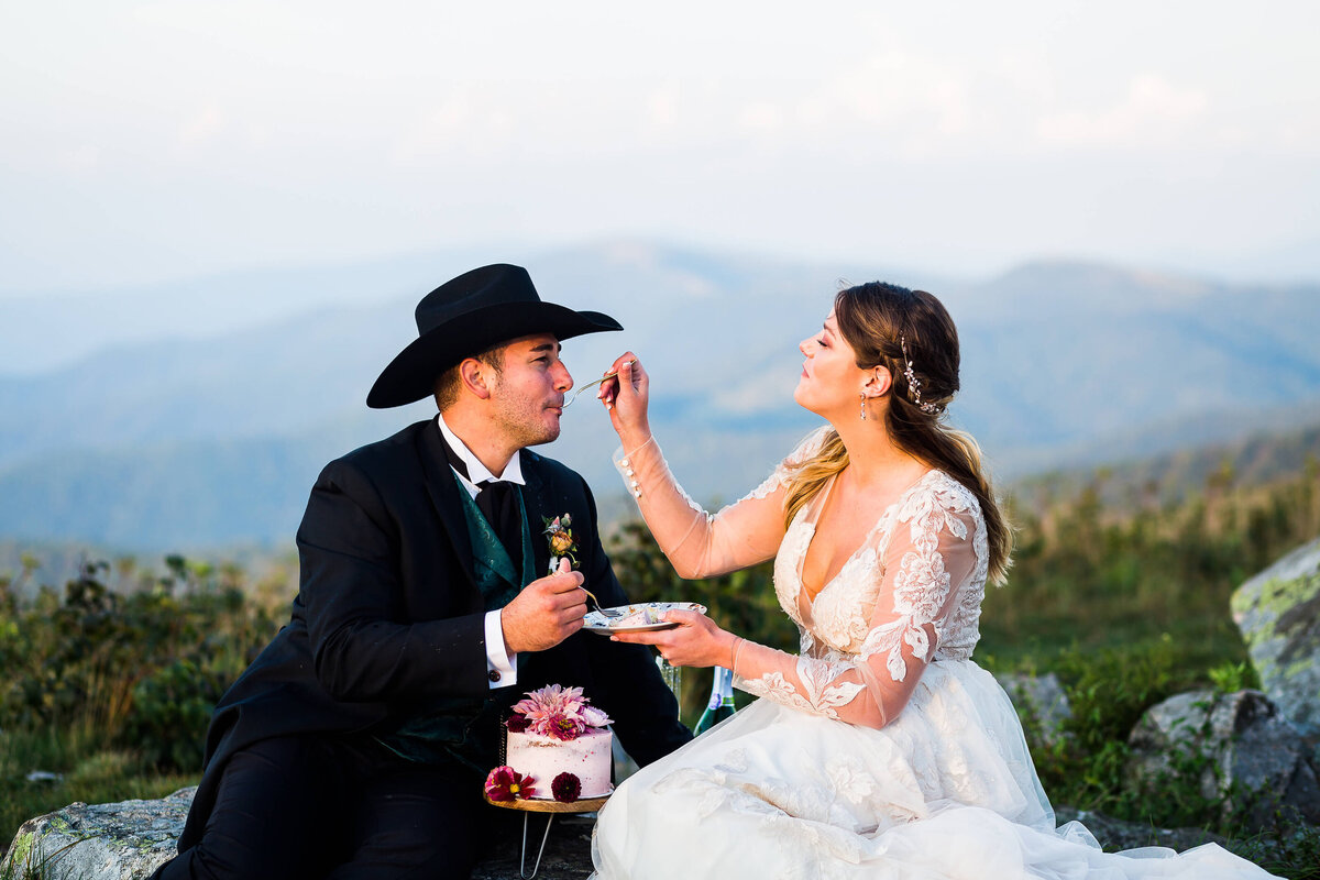 Roan-Mountain-NC-Elopement-21