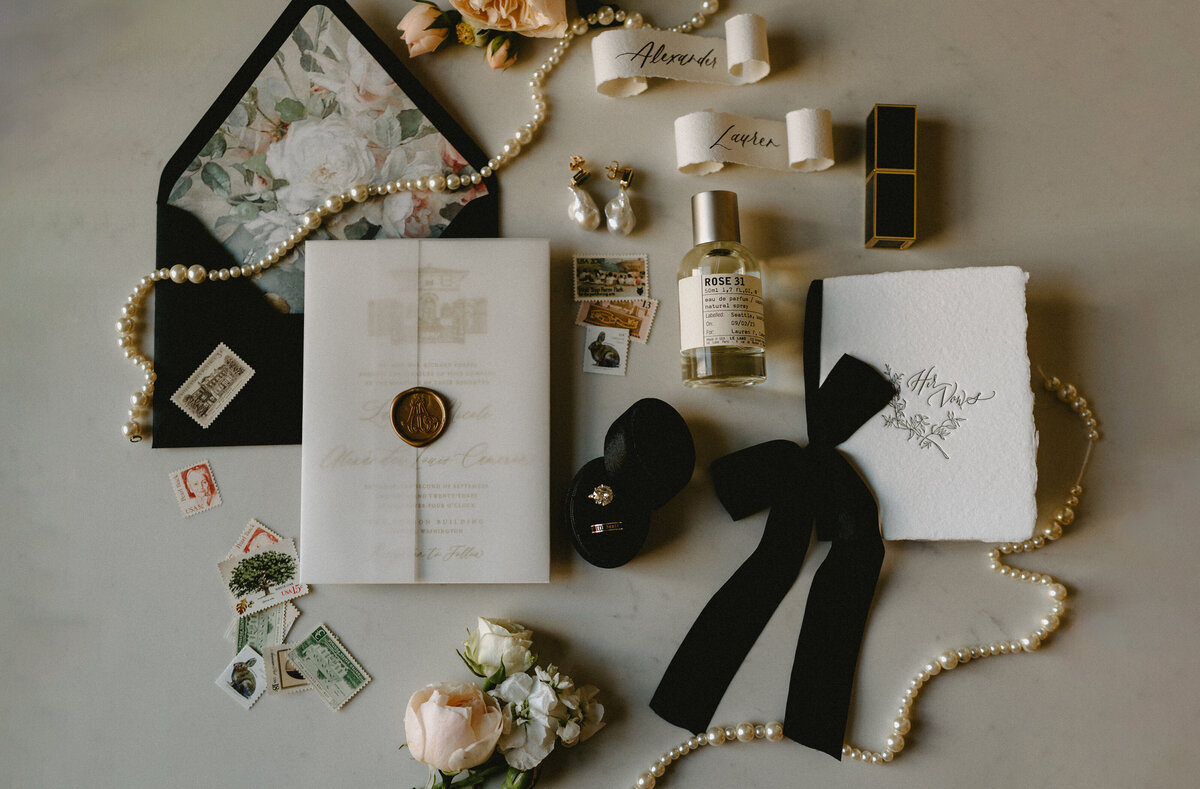 Seattle-Intimate-Wedding
