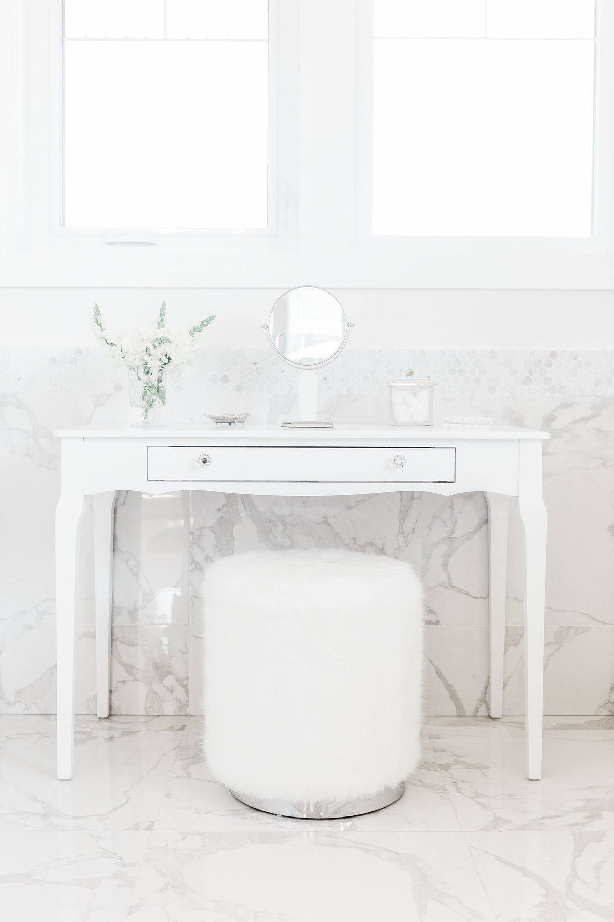 haute-stock-photography-laundry-bath-finals-14