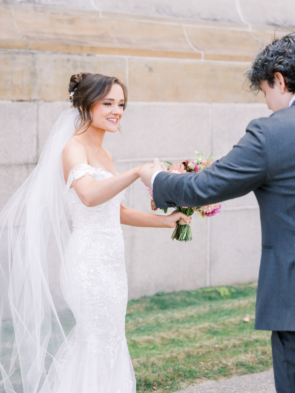 pittsburgh-wedding-photographer-phipps-botanic-gardens-conservatory-wedding-outdoor-lgbtq-luxury-photography-light-and-airy18