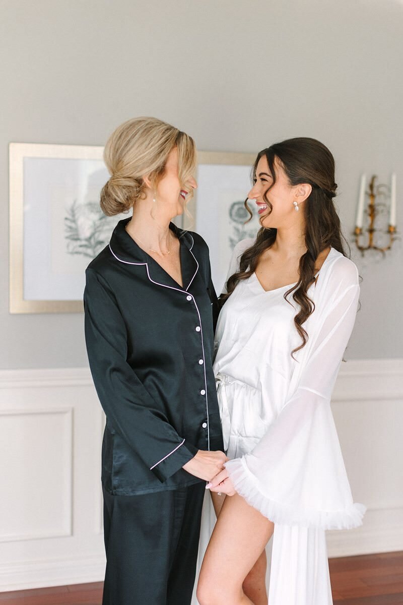 evansville-wedding-bride-getting-ready-details23
