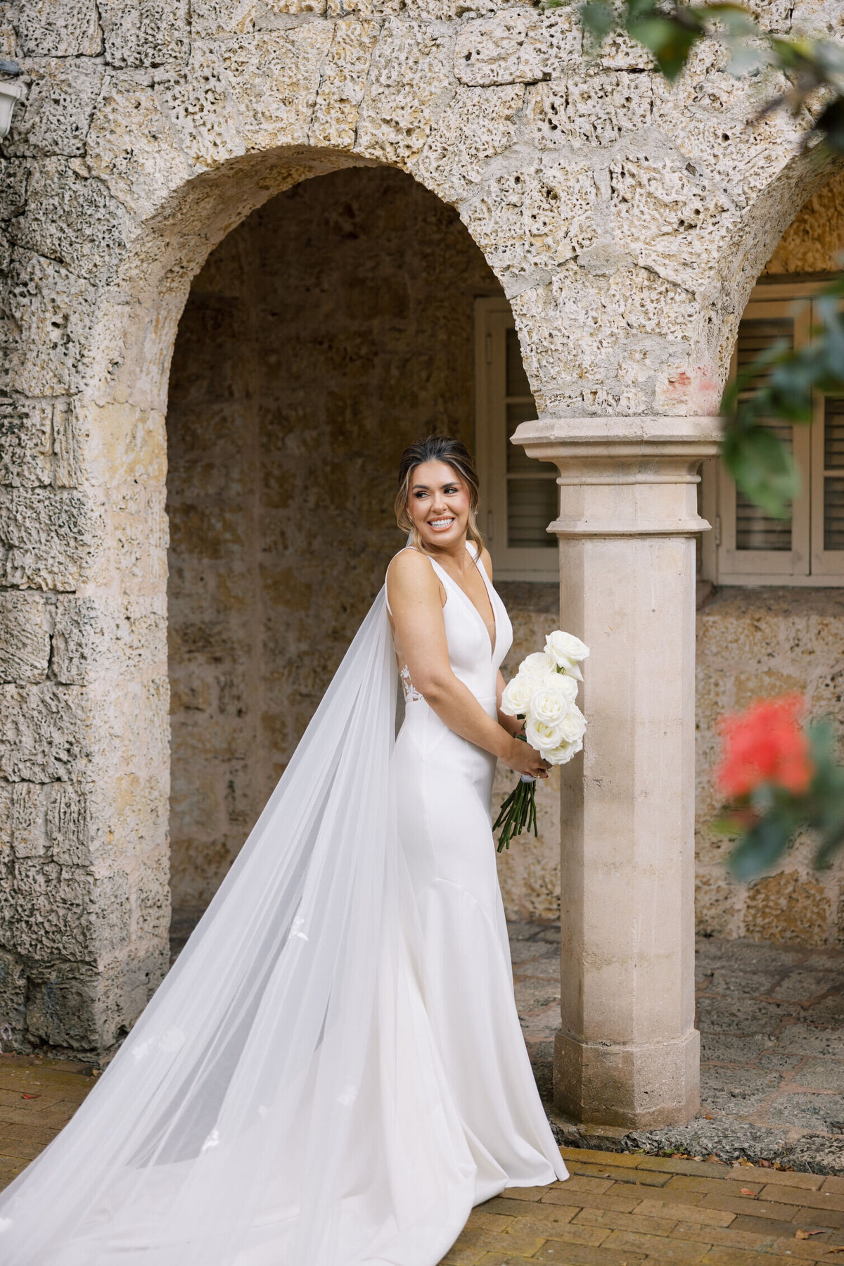 bride-bouquet-plymouth-church-6GJ-W