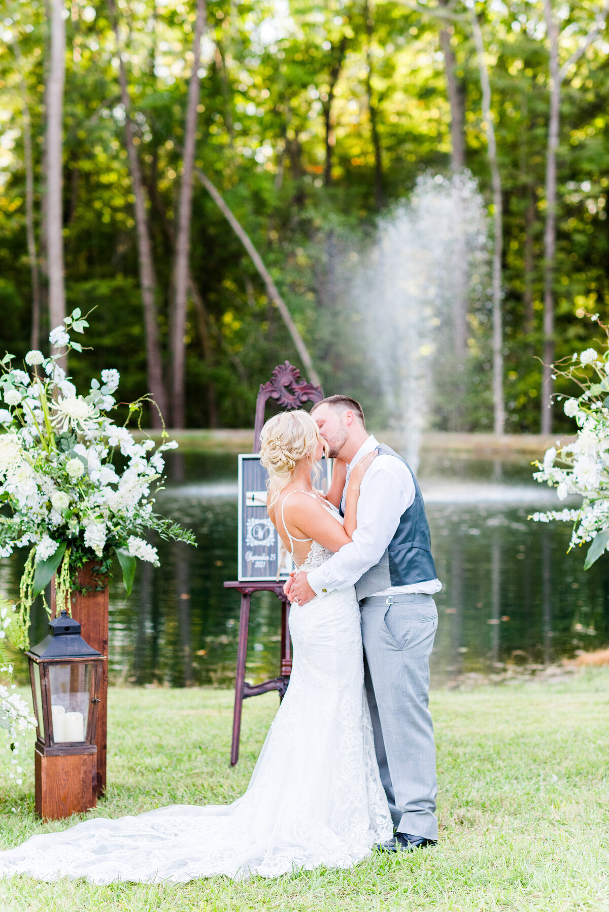 Courtney + Dylan's Wedding Day - Photography by Gerri Anna-599