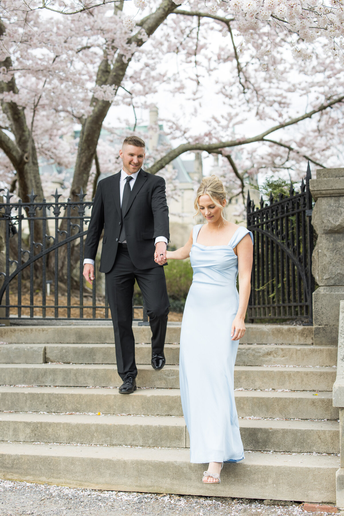 BiltmoreEstateEngagementSession-KendraMartinPhotography-18