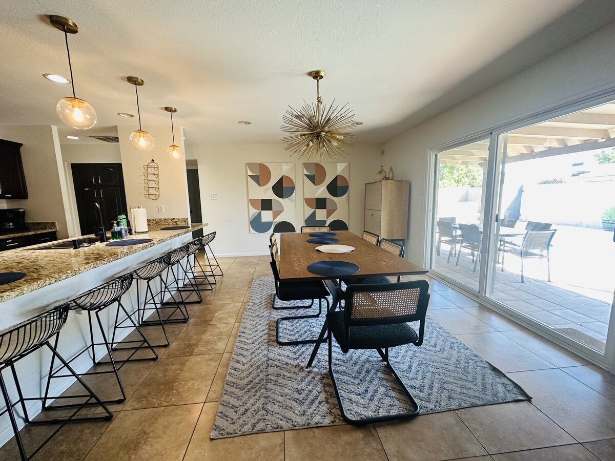 14 - Desert Modern Before