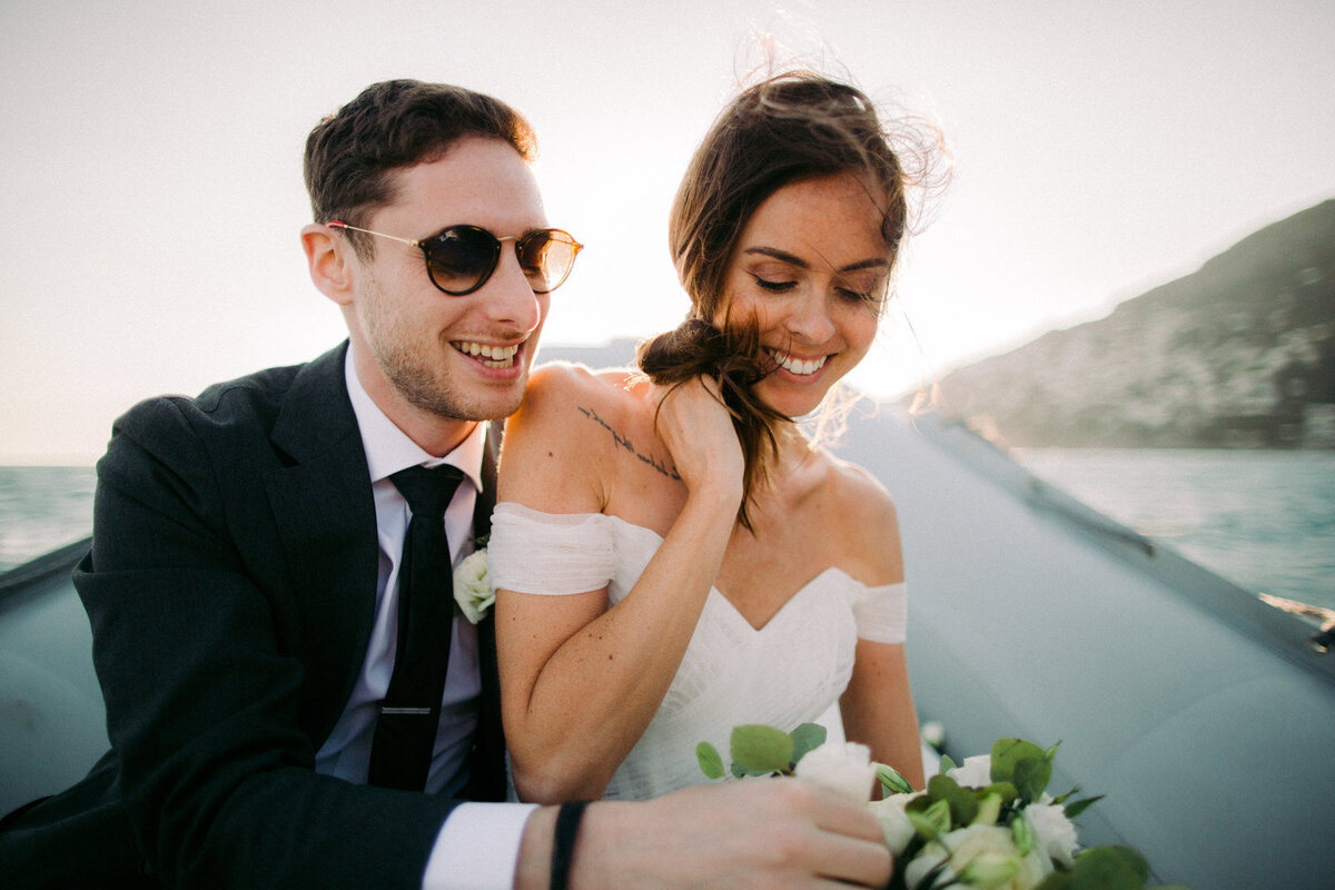 elopement-wedding-boat-idea