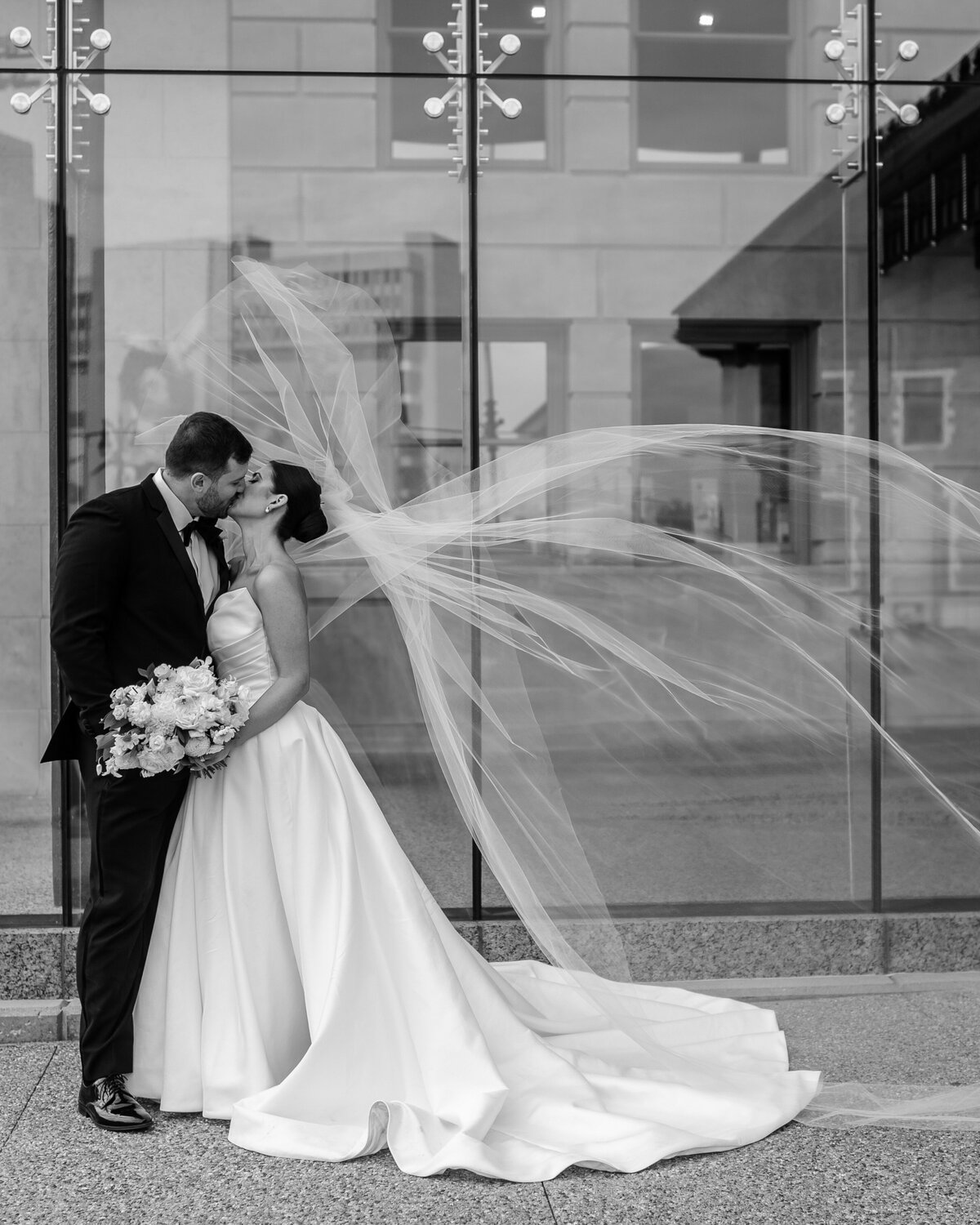Detroit-athletic-club-wedding-photo-1418-Copy1
