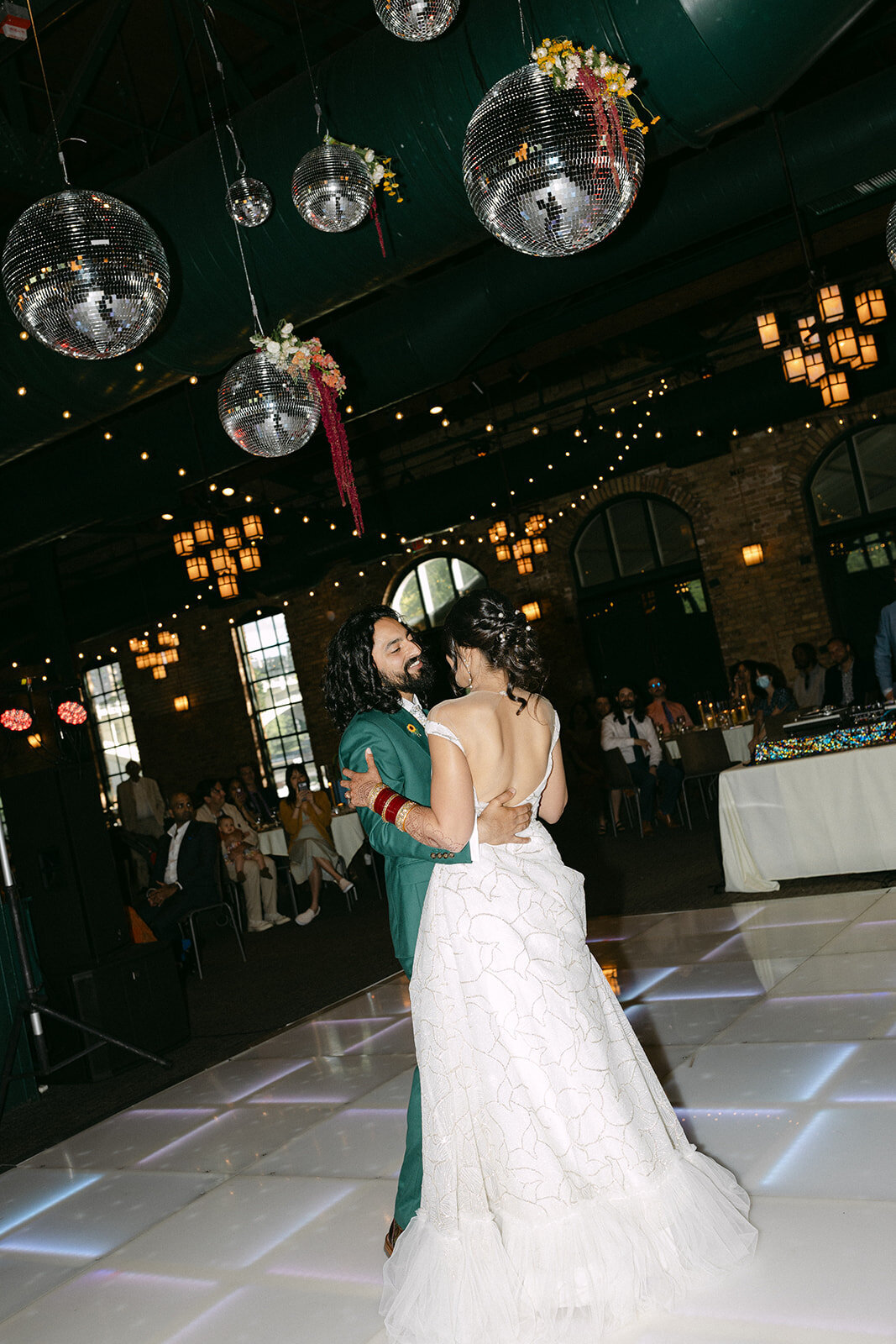 loui_photography_nicollet_island_pavillion_summer_wedding-686