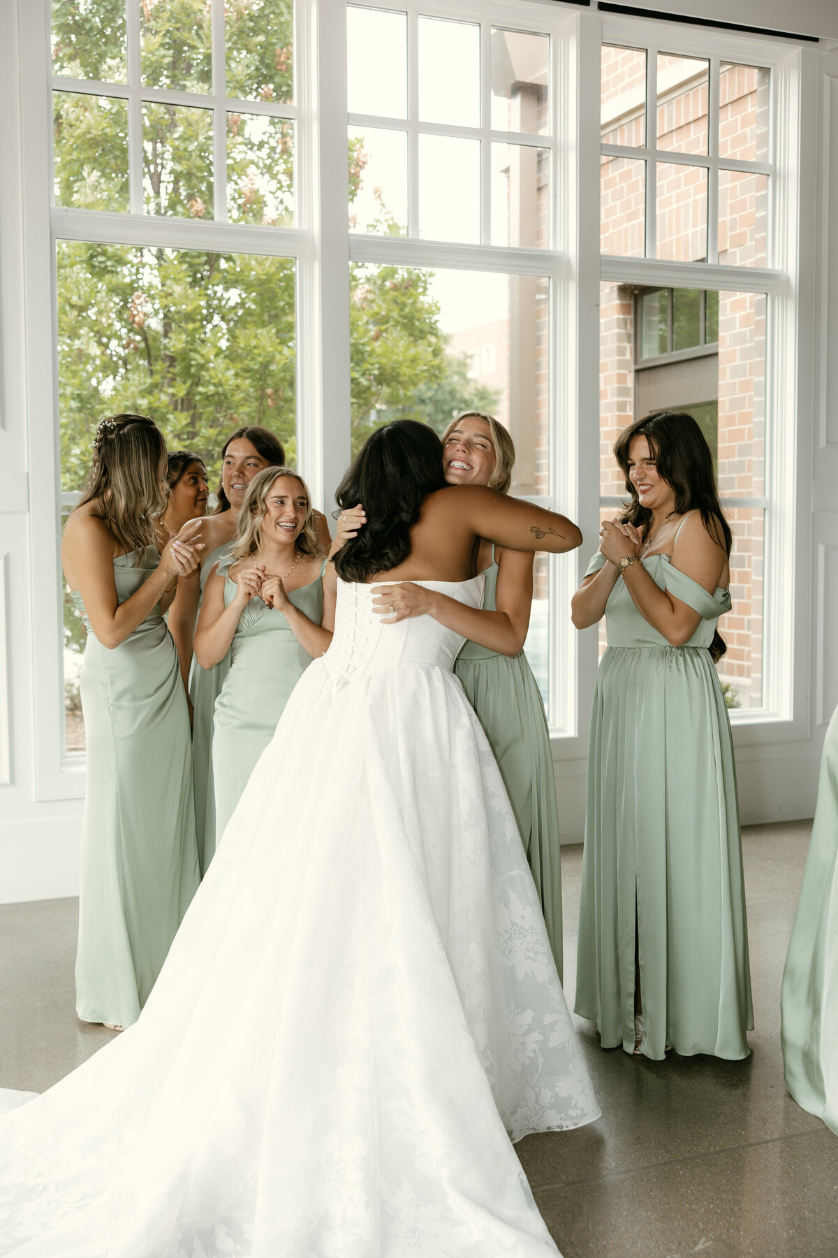 Abigail Anne Photography Storytelling Wedding Photographer in Colorado and Chicago — Wedding Photo 202