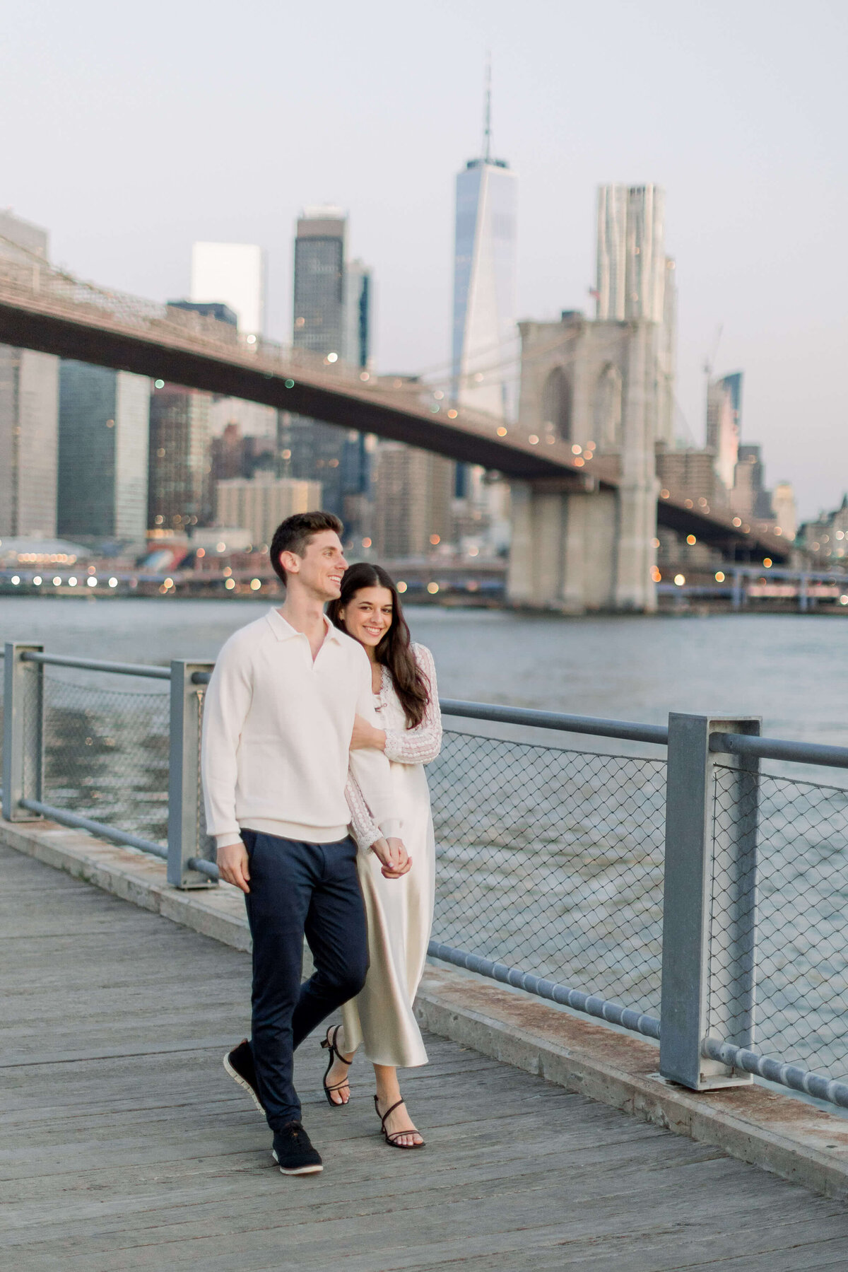 DUMBO_and_Williamsburg_Brooklyn_Engagement_008