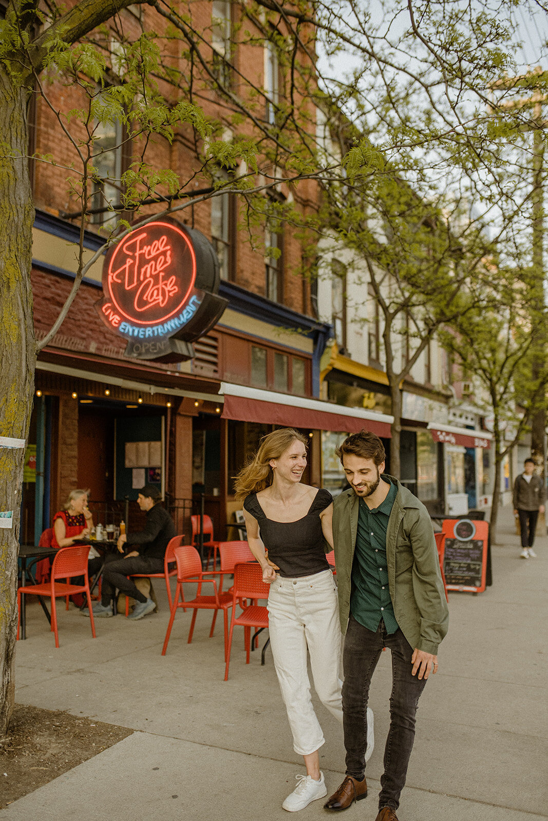 downtown-toronto-kensington-market-engagement-session-nontraditional-artsy-indie-film-romatic-1475