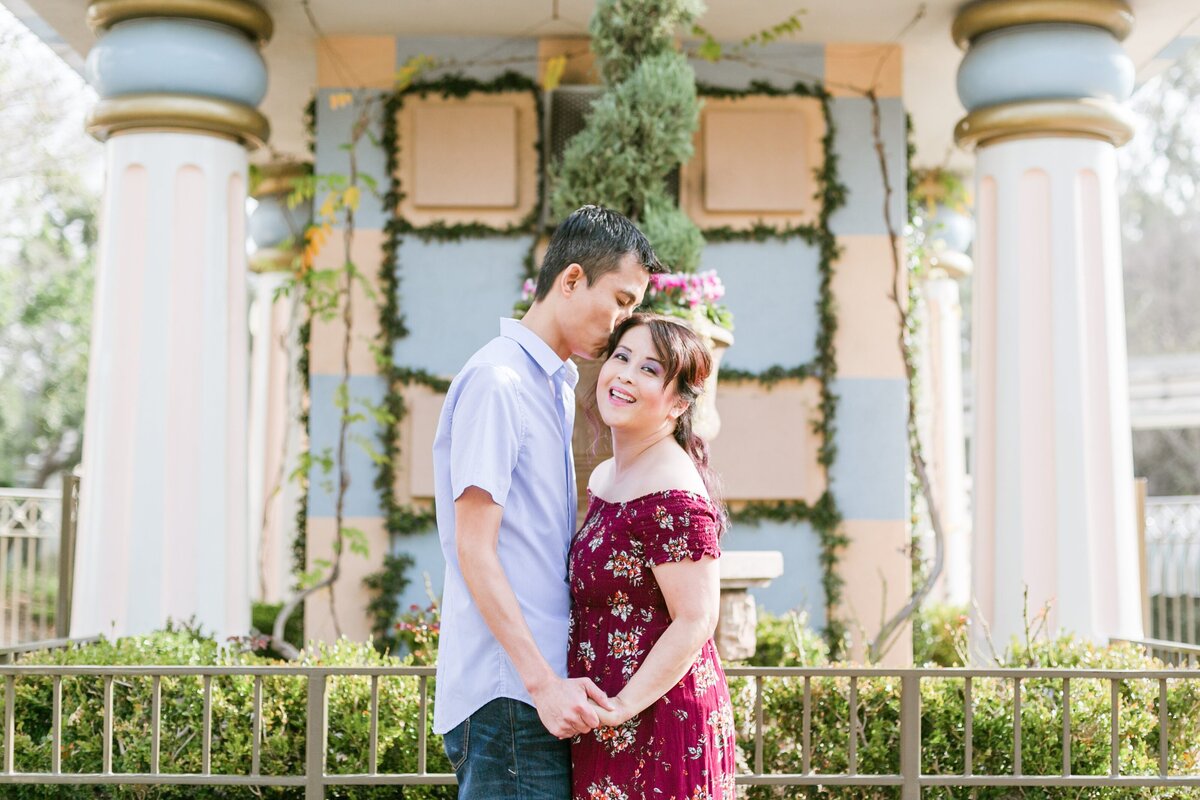 Disneyland-Engagement-Session-0002