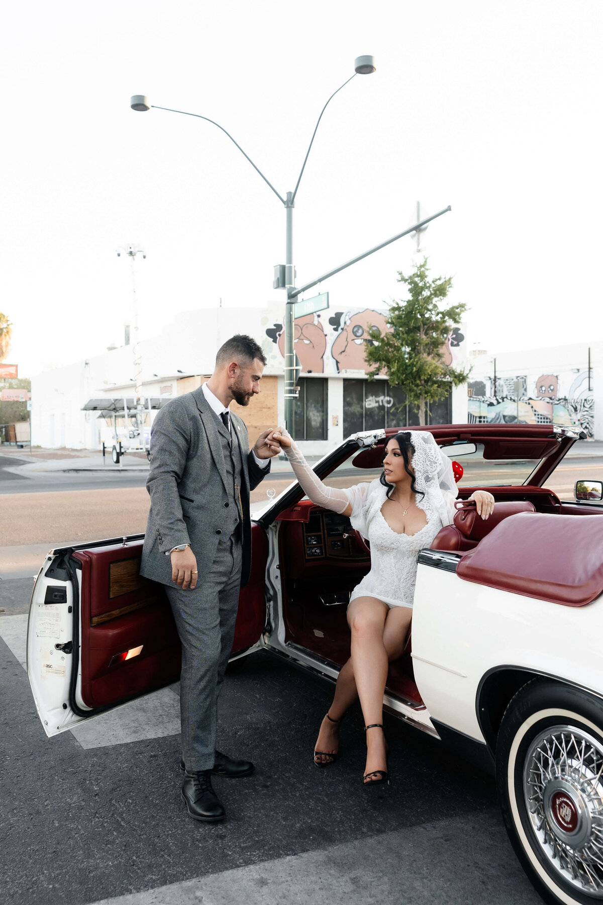 63riskyexposure_aimee-adrian_las-vegas-elopement-photography
