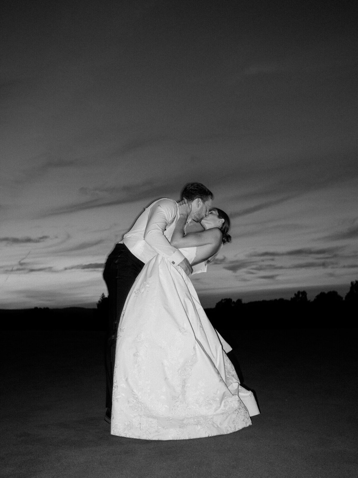 ©JOEYKENNEDYPHOTO LR T-0215