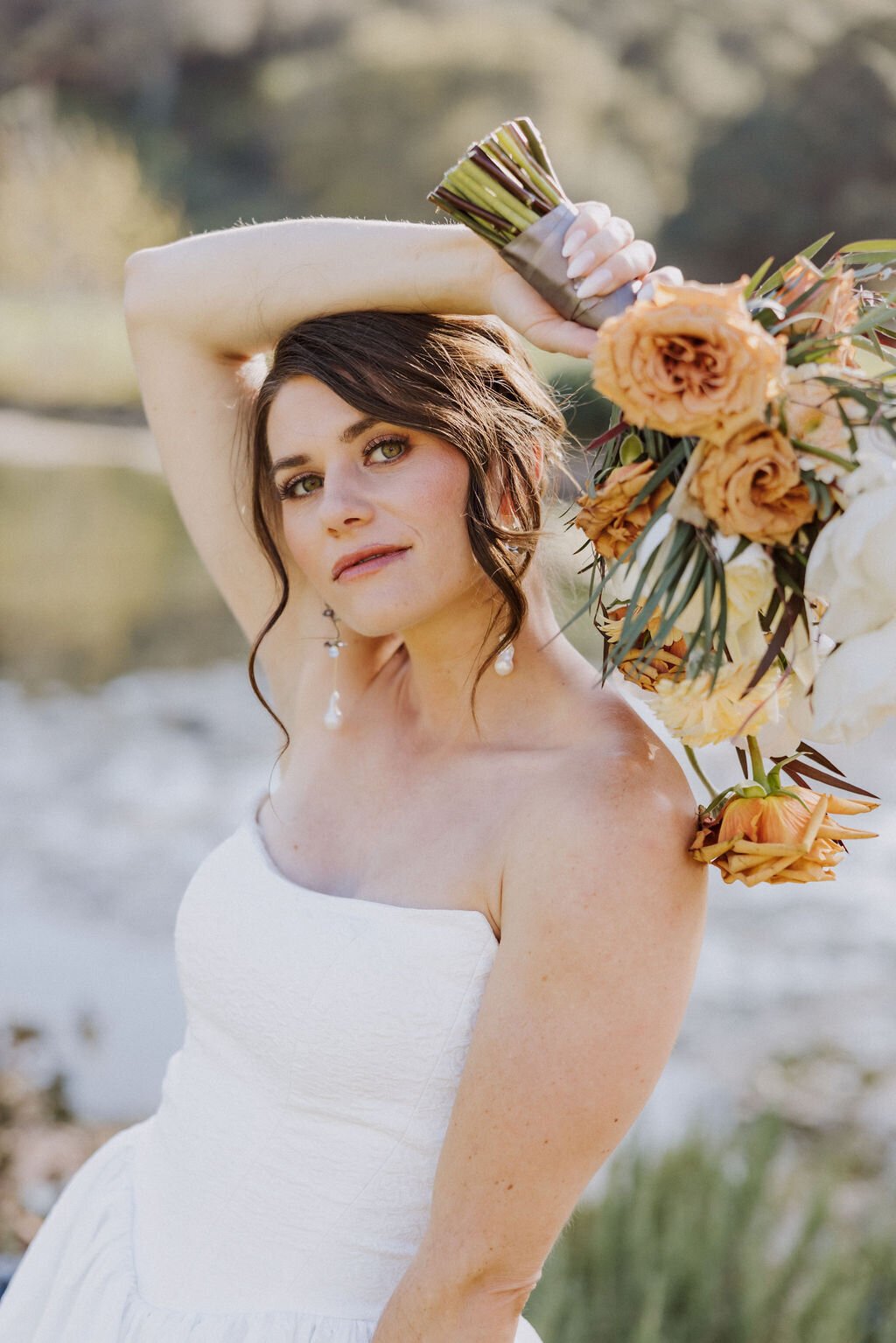 bride bouquet monserate winery wedding editorial, timeless, candid