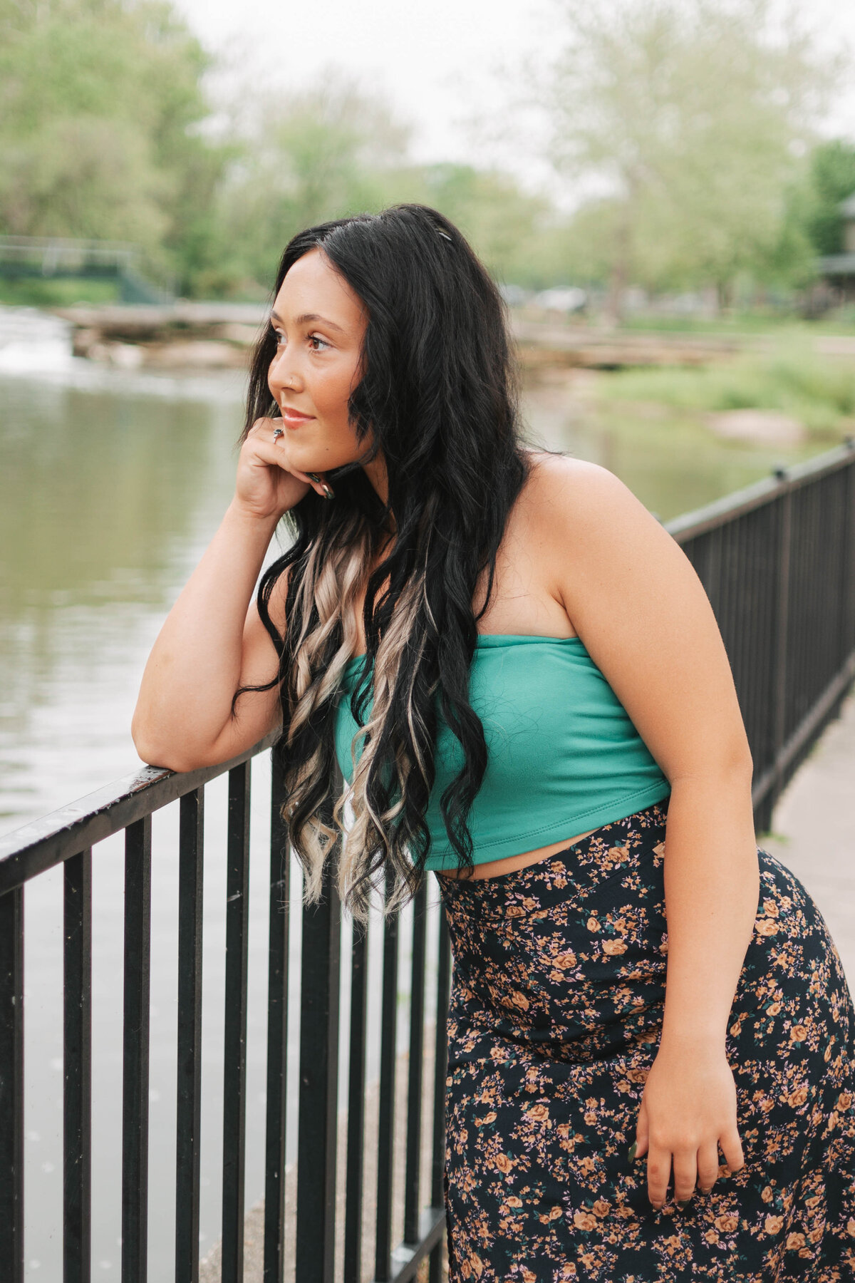 Taylor Elizabeth Photography Weddings and Lifetyle Photographer in Indiana Senior Photo 5