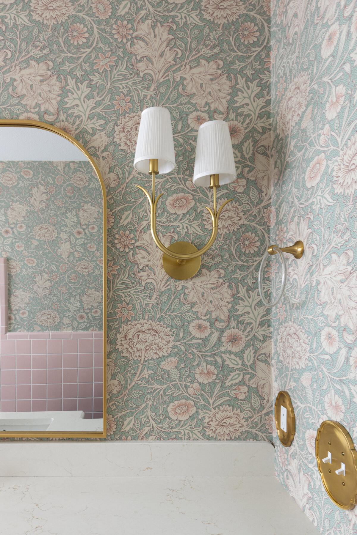 dusti j design floral pin and green wallpaper