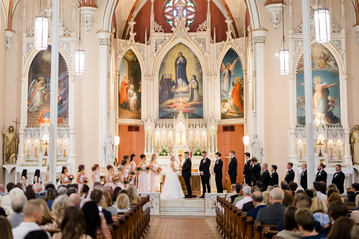 kasia-sickau-wedding-photographer-grace-alex-monastery-event-center-cincinnati-ohio1N1A2107