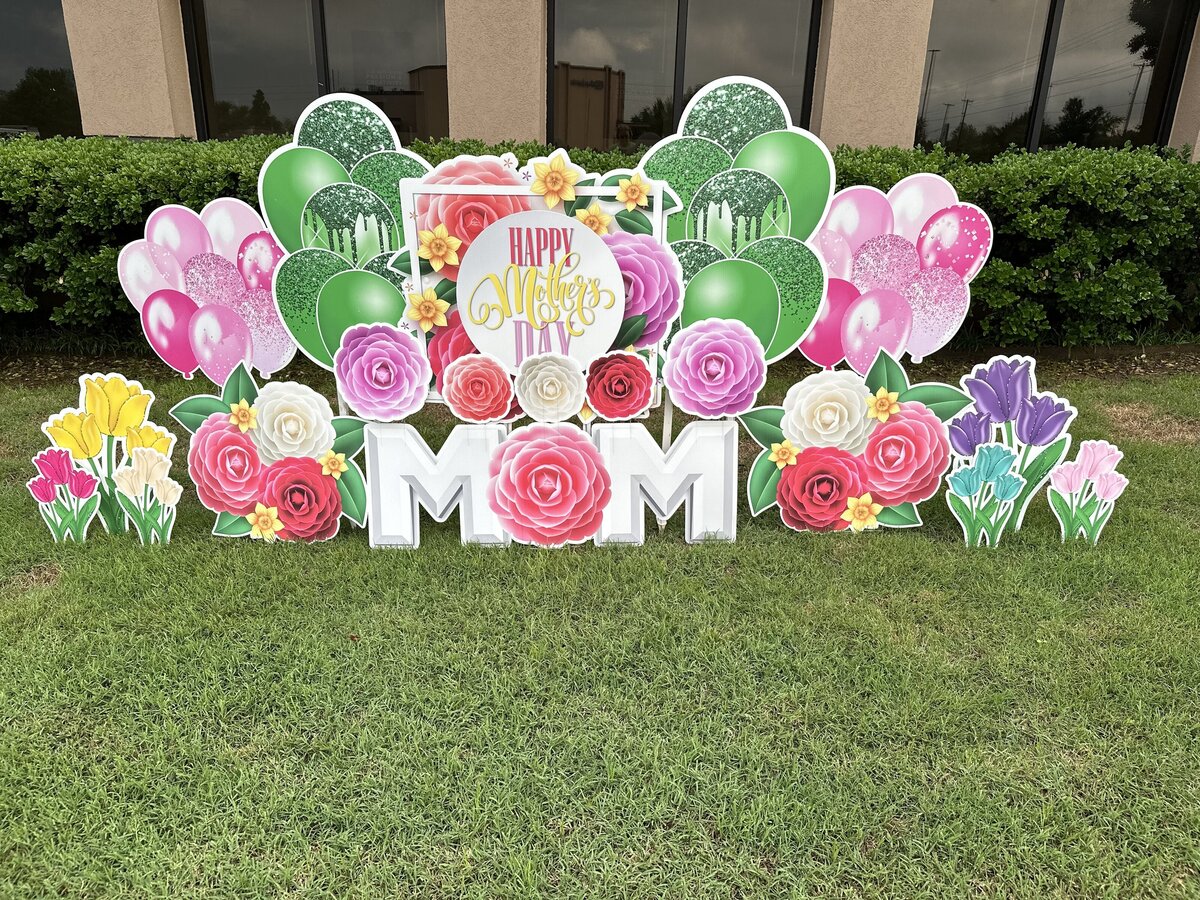Mother's Day Yard Sign Greeting. Simply Sign It is a yard greeting sign rental company servicing Edmond, NW OKC, Piedmont, and Deer Creek. Create a yard greeting sign for your home, organization, or school.