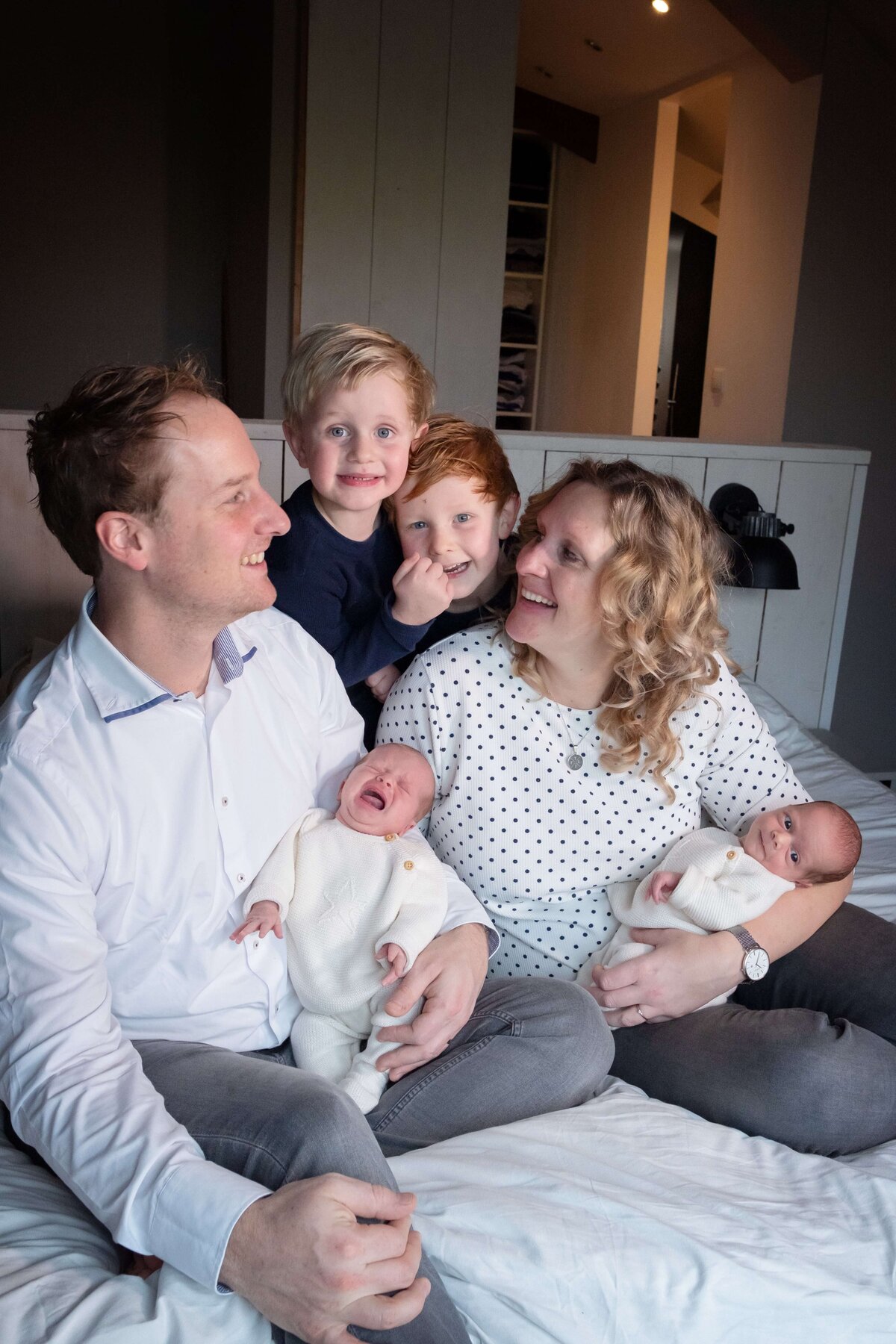Kraamreportage gezin - Irene Maris Fotografie Tilburg