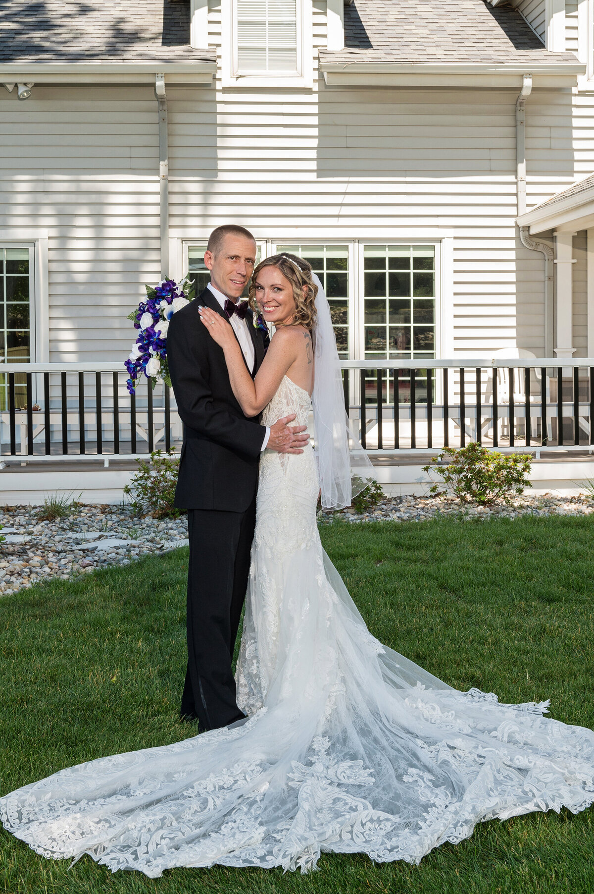 Detroit-Wedding-Photographer-The-Landing-023