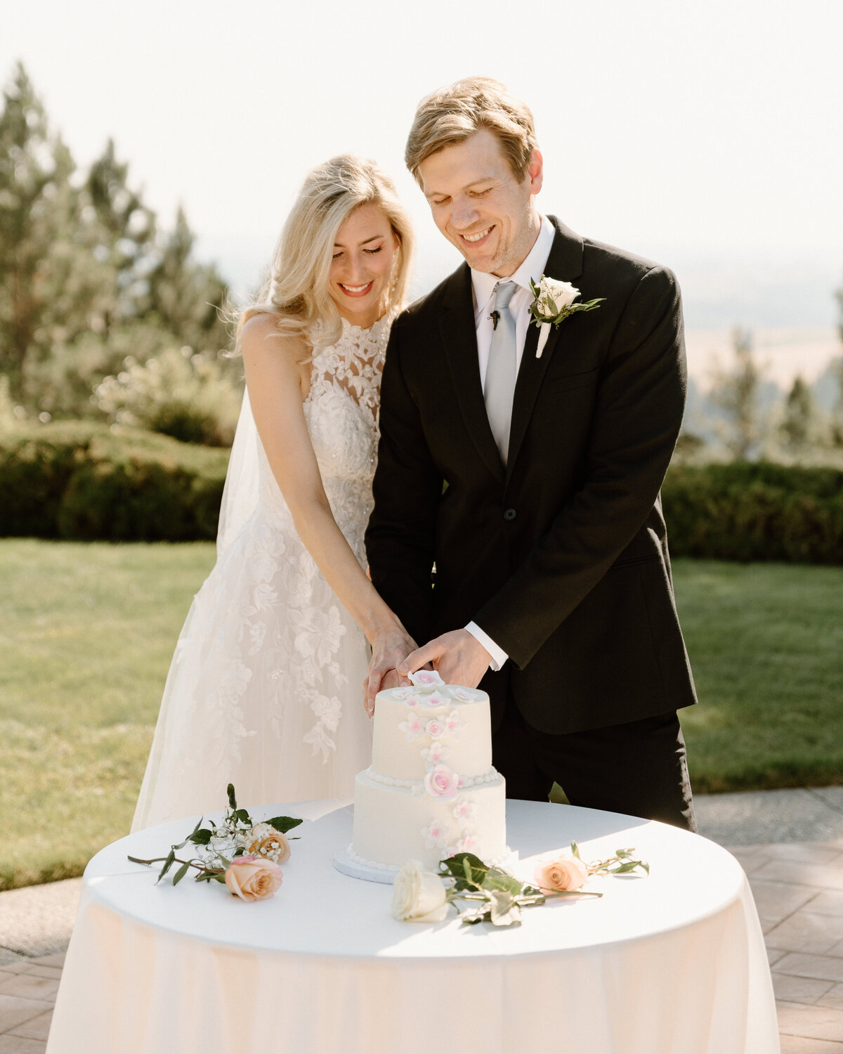 backyard_intimate_wedding_spokane_washington_14