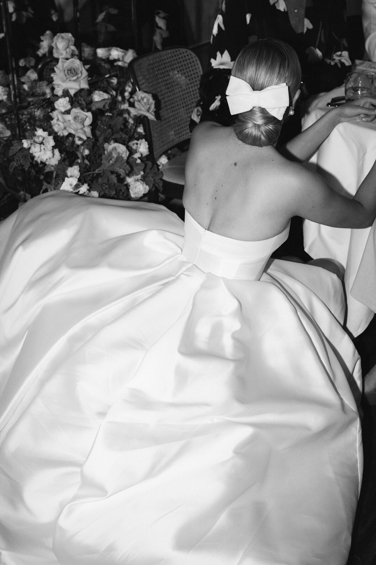 027-REVISED-008EW-ARTISTS-FAVORITES-FINAL201016_EMILIE WHITE_361_HD