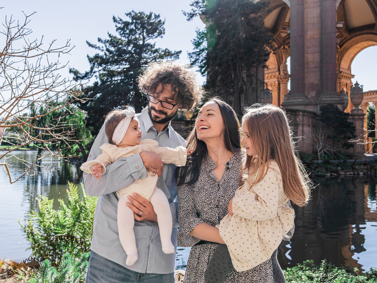 Portrait of a family for Family photos at Palace of Fine Arts in San Francisco by 4Karma Studio